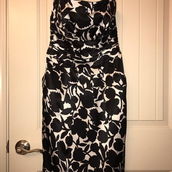 David’s Bridal dress - Picture 2 of 4